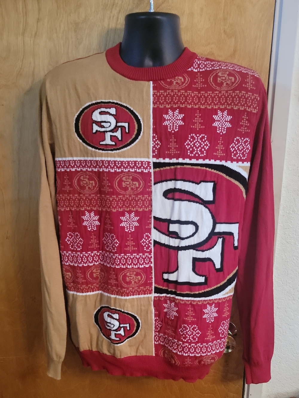 NFL Team Apparel San Francisco 49ers Busy Block Snowfall Holiday Sweater XL